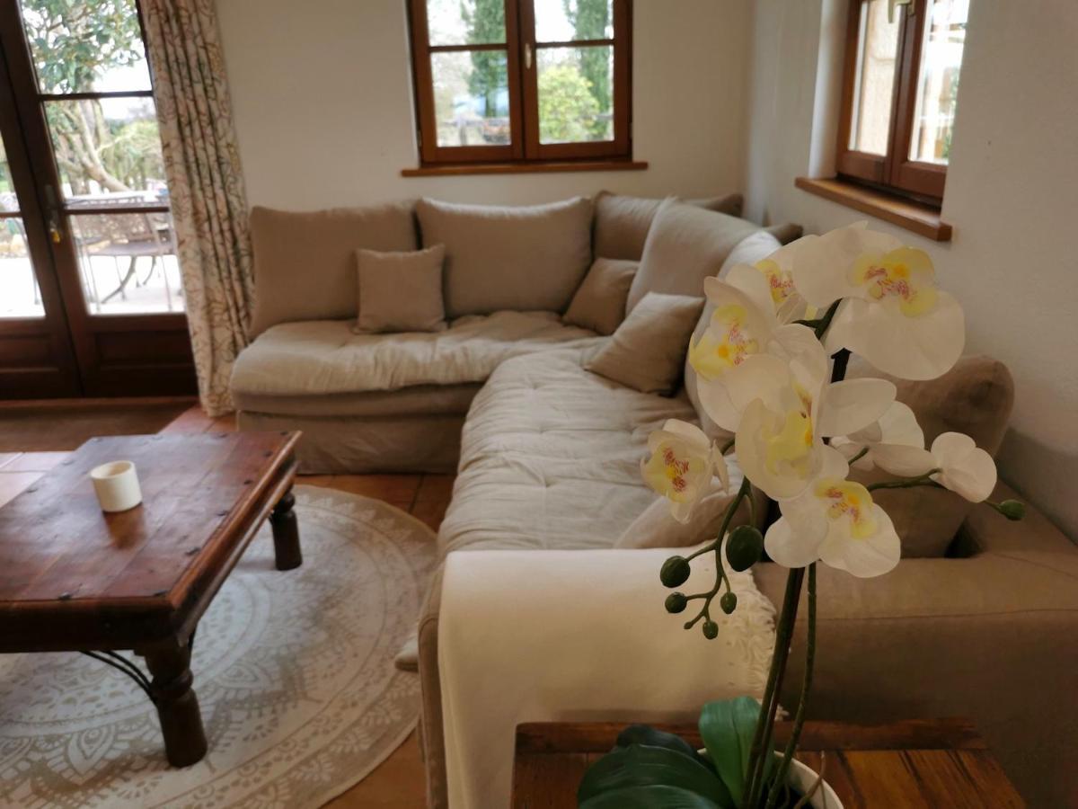 3 Self-Contained Gites With Pool And Games Room Saint-Georges-de-Noisne Luaran gambar