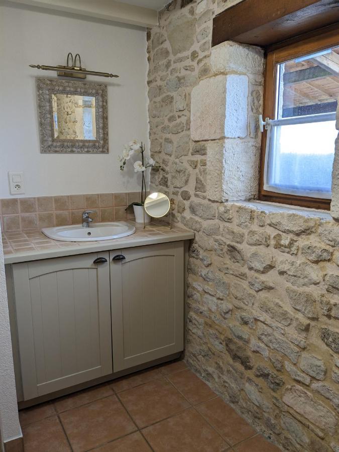 3 Self-Contained Gites With Pool And Games Room Saint-Georges-de-Noisne Luaran gambar